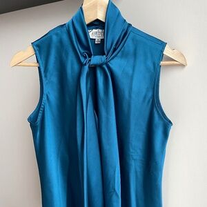 Top with built-in scarf